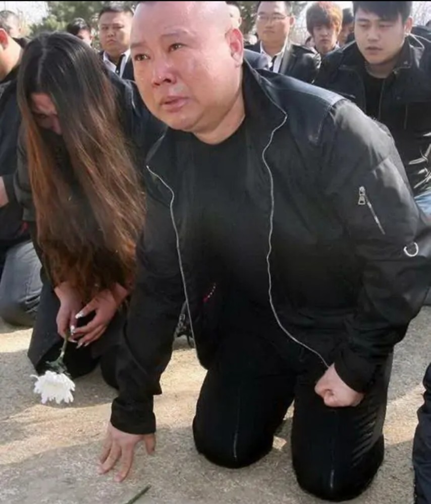 郭德纲的江湖虽没有腥风血雨却也步步惊心坎坷多舛