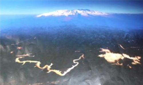 刘伯温斩尽天下龙脉,为何见了这座山转身就走?刘伯温