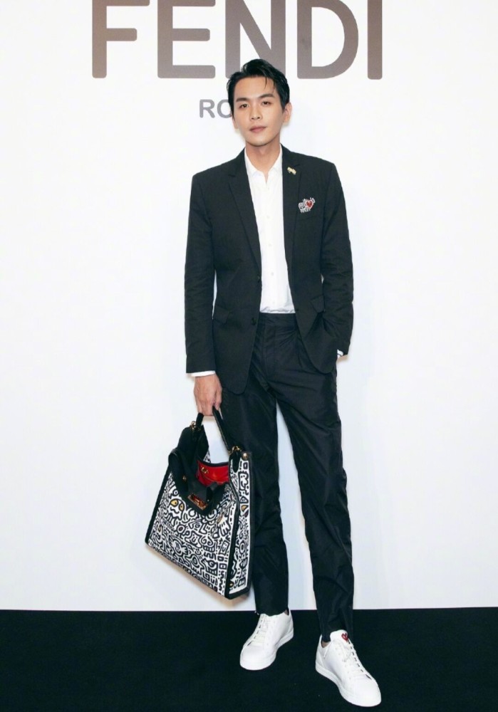 微胖男生也有春天,这10套春季穿搭,显瘦显高穿出时尚感