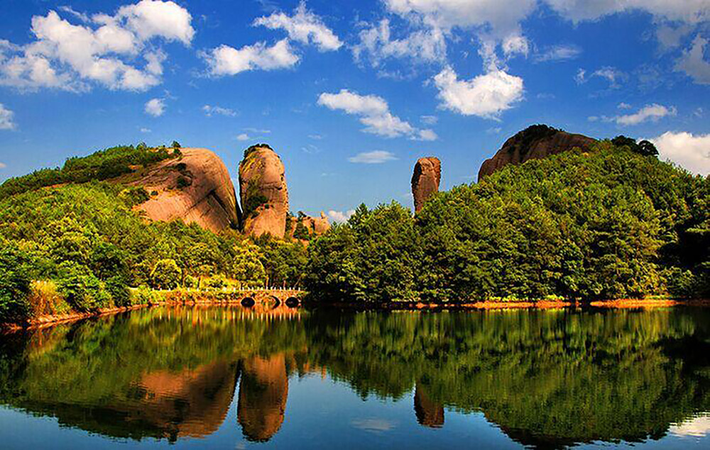 江西上饶弋阳:江上龟峰天下稀,江南天然盆景