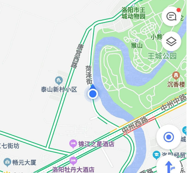 洛阳最早的观赏地王城公园,旁边的街道叫菏泽街