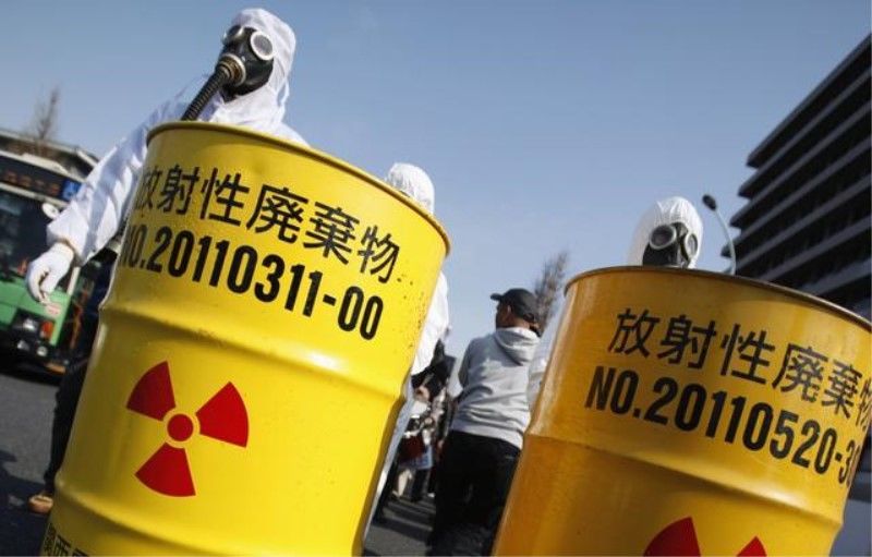 日本倾倒核污水,美国为何不反对还感谢?原来它才是"倾倒大户"