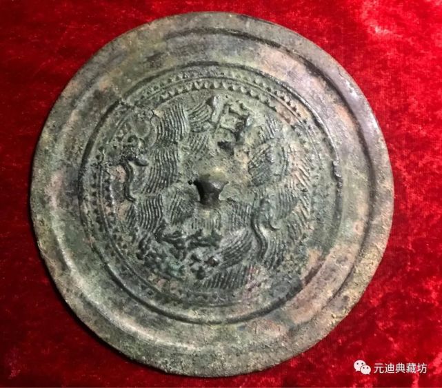 铜镜正面