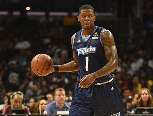 鹰王回归美记乔约翰逊正尝试重返nba本周将为雄鹿试训