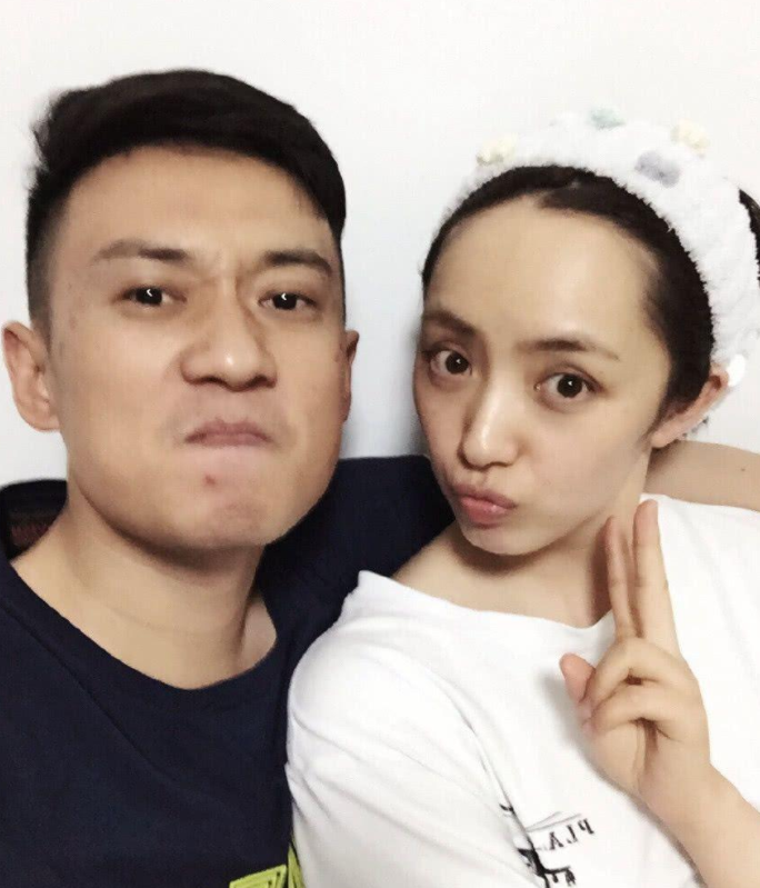 刘晓洁"军嫂"气质突出,与他从"父女"变夫妻,孩子11岁才曝光