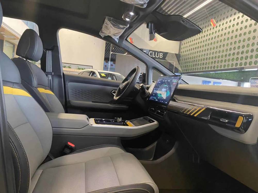 广汽埃安宣布旗下第四款车型aiony 开启预售!定位紧凑型纯电suv