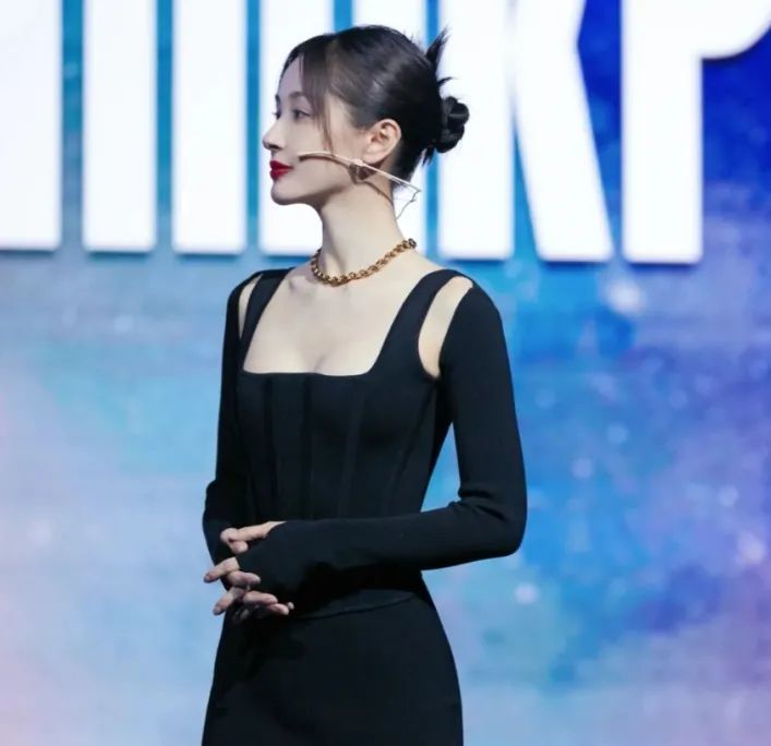 太矮的女星会输很惨?可是一米五几的王子文却穿出二米