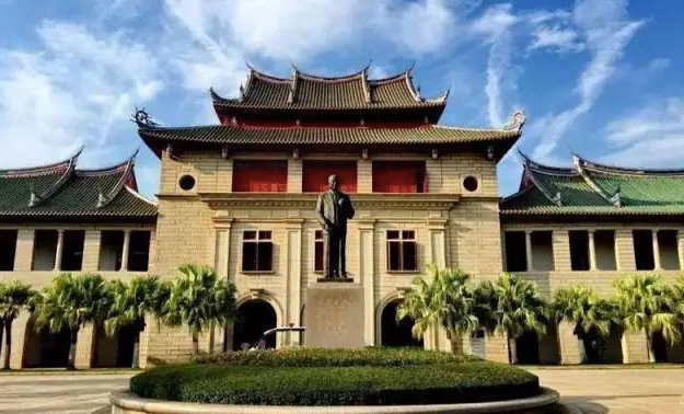 祝贺厦门大学建校100周年厦大何以被称为南方之强