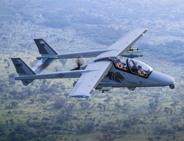 南非"野马"2轻型攻击机,名字碰瓷经典飞机,采用模块化
