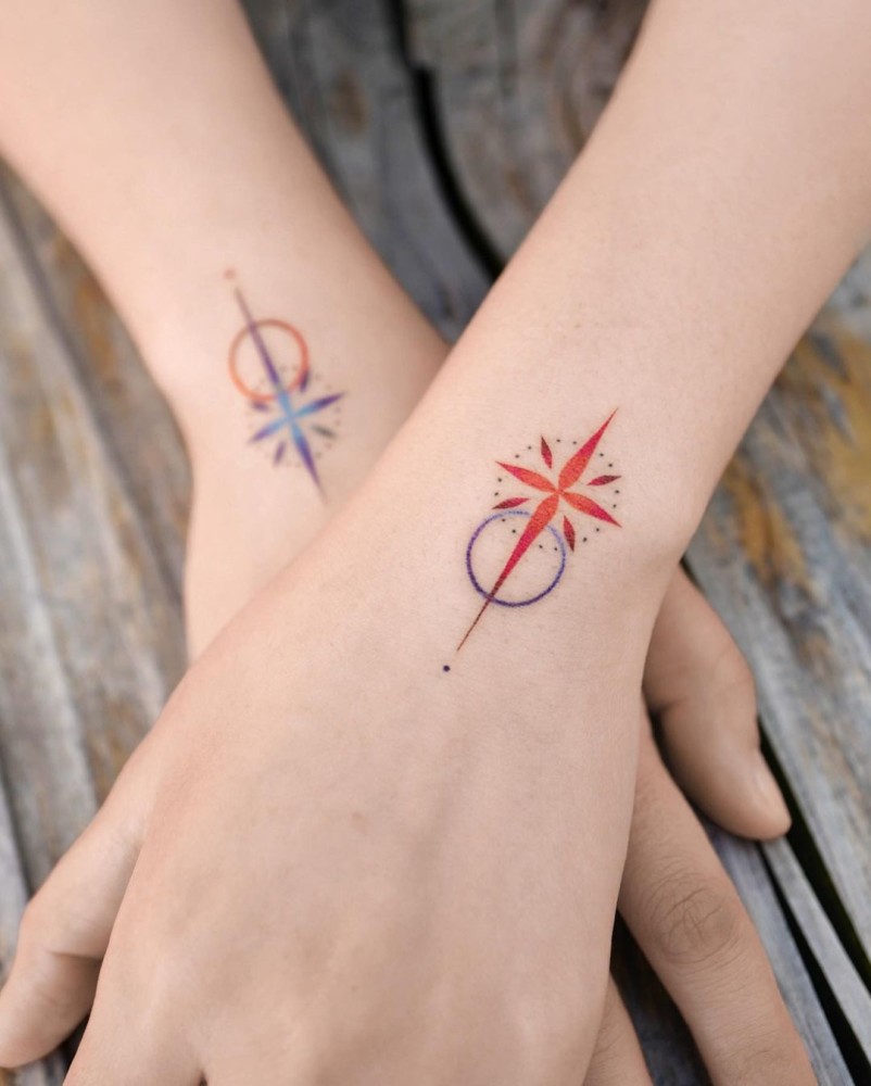 纹身也是一种时尚的表现,一下分享一些精致的女生小清新纹身图案: 免