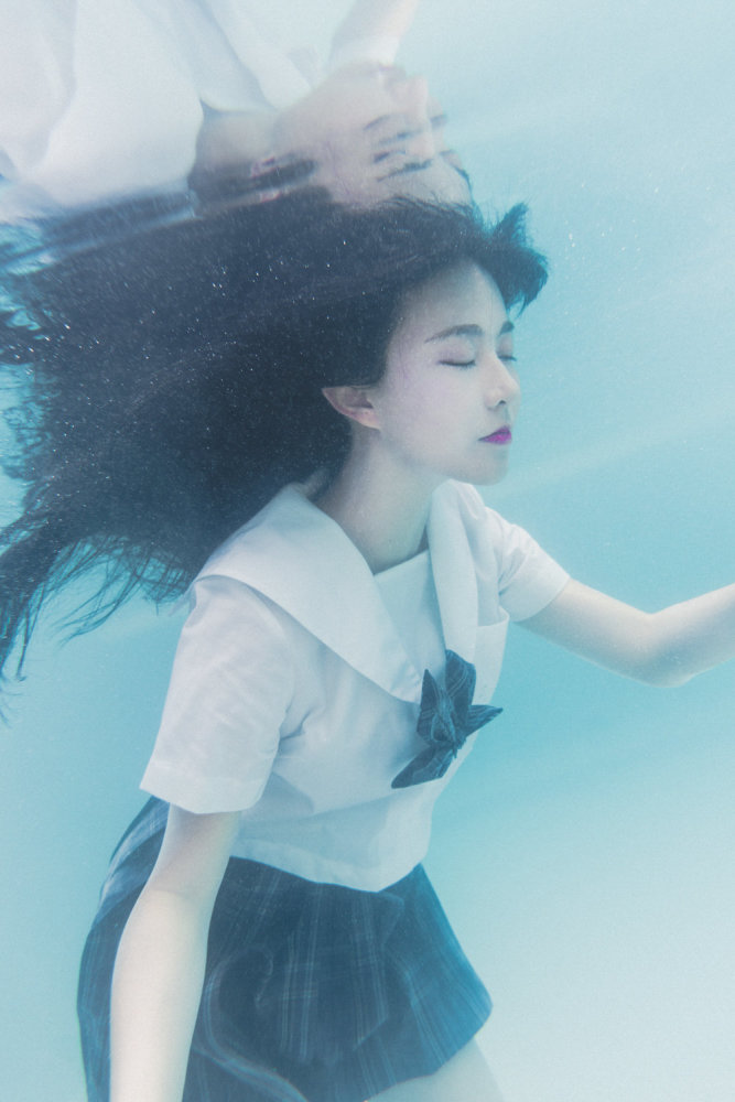 jk少女说到夏天就是泳池了吧
