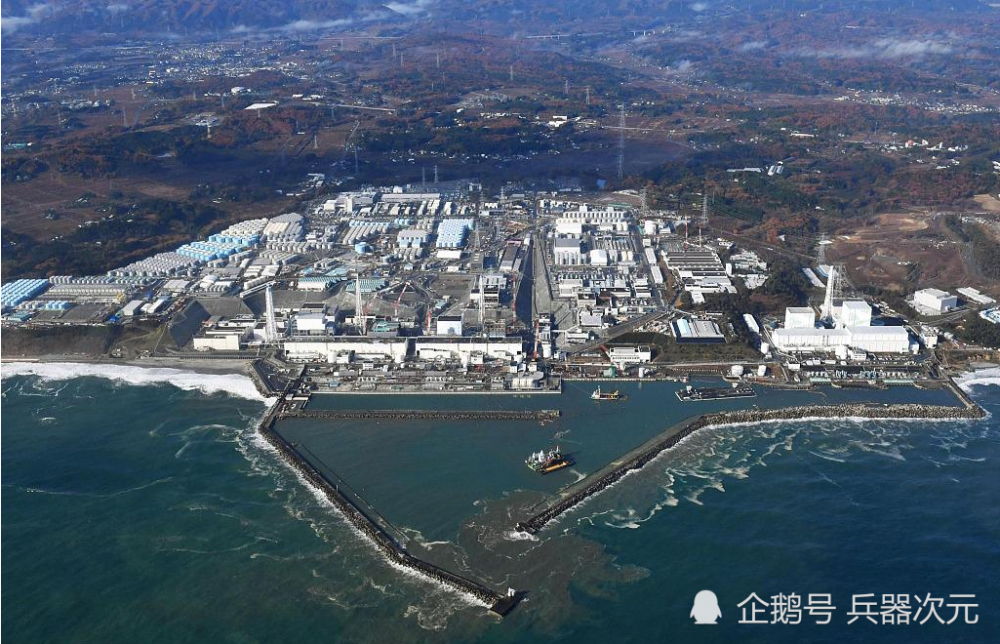 福岛核电站航拍图,可见其依然有空间建造储水罐