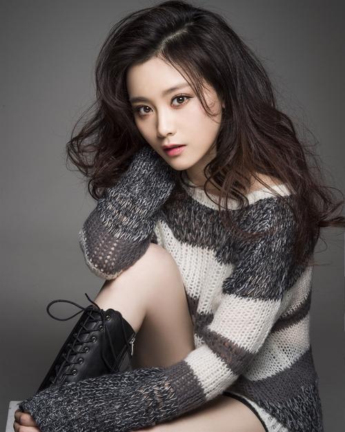 票房过百亿的女演员,张子枫排第四,第一有点东西呀