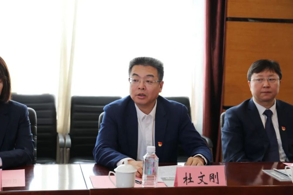 克山县委书记刘国文,县委副书记,县长韩大勇,副县长王卓民,梁鑫,中国