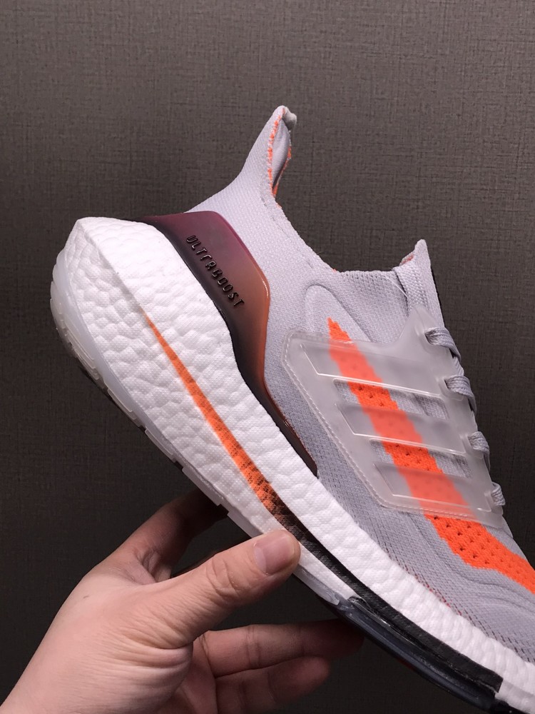 阿迪达斯ultra boost ub21 超弹力爆米花中底休闲跑步鞋