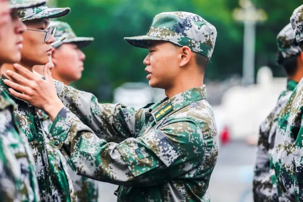 单兵队列训练教案下载_部队队列跑步训练教案_单兵训练教材