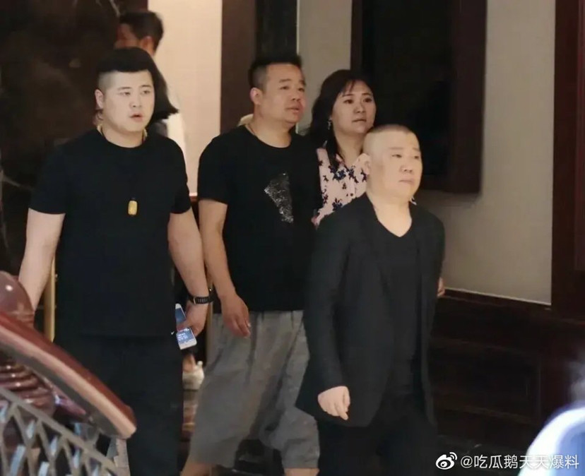 德云社今非昔比,徒弟们豪车大比拼,"逆徒"曹云金或成最大赢家
