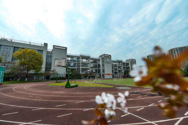 夏衍小学传唱近90年的老校歌有了