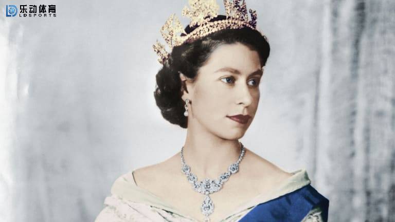 英国女王都笑了!各大欧战皆被英军支配!英国凡尔赛式绝美逆袭