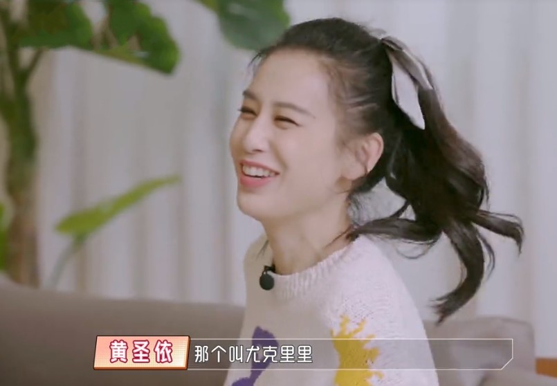 近日,黄圣依和杨子参加了一档综艺节目《婆婆和妈妈》第2季,这是一档