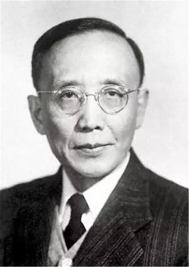 郭沫若是现代文学家,并非科学家,为何能当中科院院长