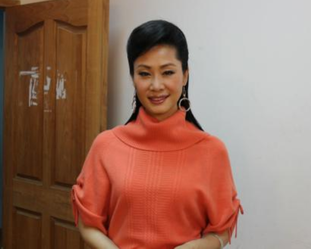 于文华"老公"首次被曝光!长相一言难尽,网友吐槽不如朱之文?