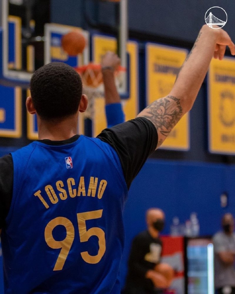 人物志|托斯卡诺安德森:教练,我能打上nba吗?年薪7万的励志典范