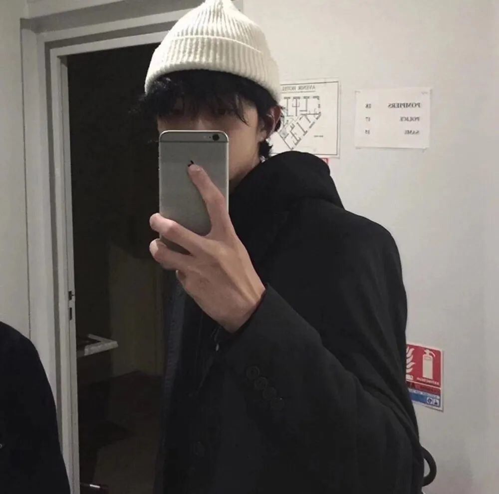 ins风男生头像