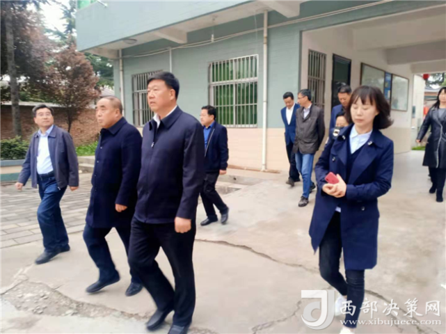 陕西经济联合会到凤翔调研白酒产业发展情况
