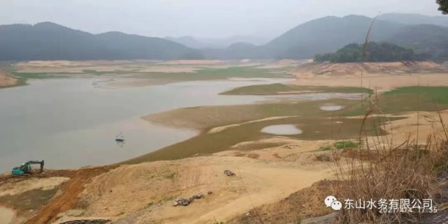 已无水可供,云霄峰头水库承担着两县两区近百万人的生活生产用水任务