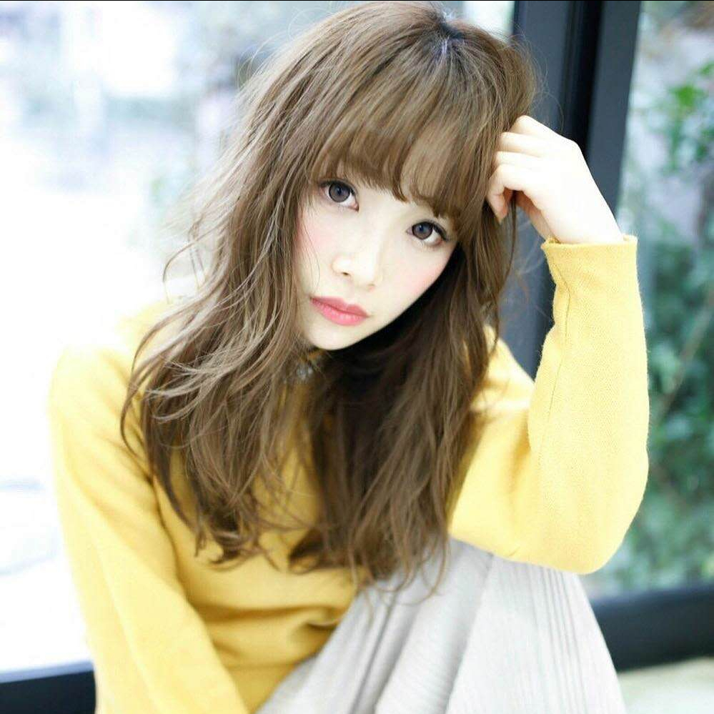 脸长的女人适合烫什么发型?试试这五款柔卷烫发,长脸可变小v脸