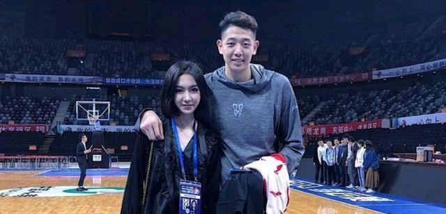 cba快讯:首钢力克深圳 沈梓捷酒吧冲突实锤 李洪庆当选最佳总经理