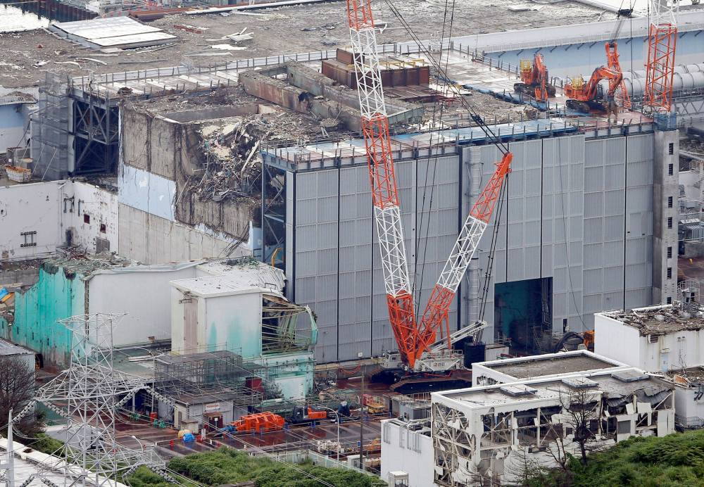 2011年3月11日,日本东北部发生大地震,福岛核电站反应堆自动关闭