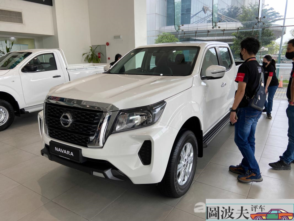 2021日产纳瓦拉皮卡正式发布,采用了更阳刚的外观设计