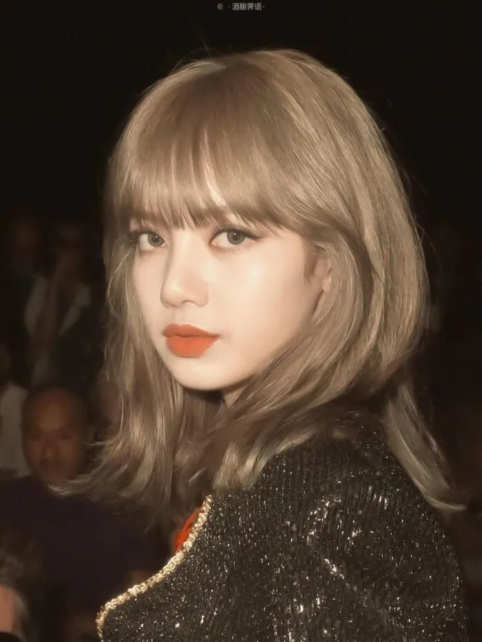 lisa 头像壁纸合集