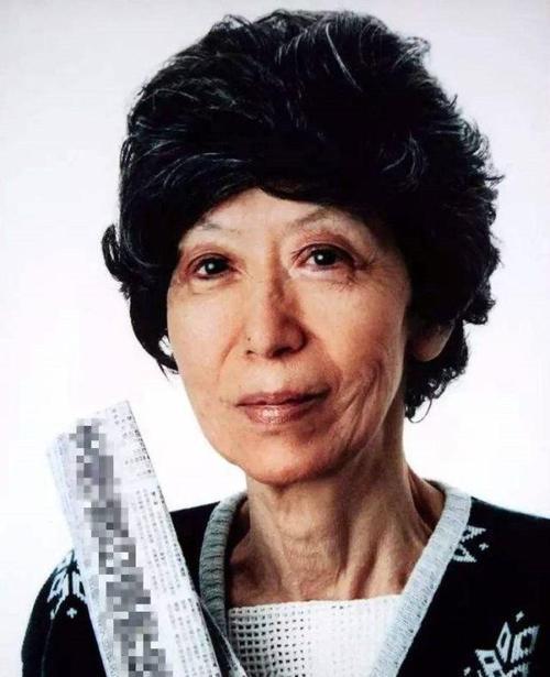 张爱玲晚年为什么频频搬家?专家:独居所导致!