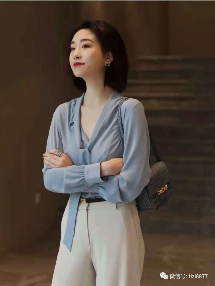 夏天衬衫配什么裤子好看