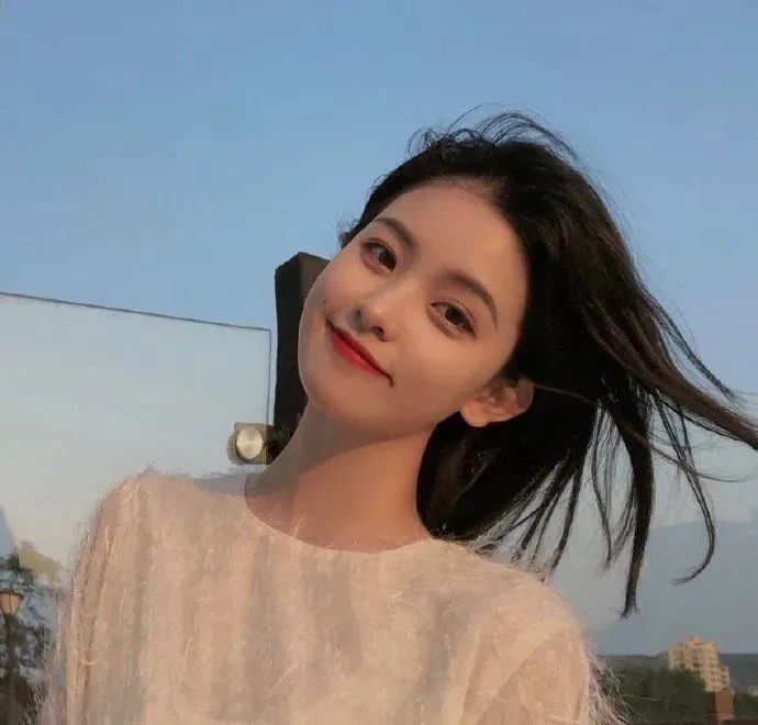头像|爱笑的女生运气都不会太差