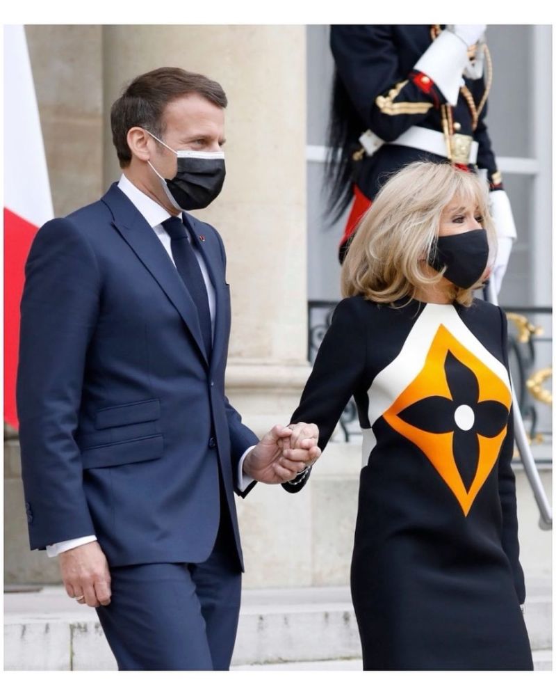 当地时间4月16日,法国总统埃马纽埃尔·马克龙和夫人布里吉特·马克龙