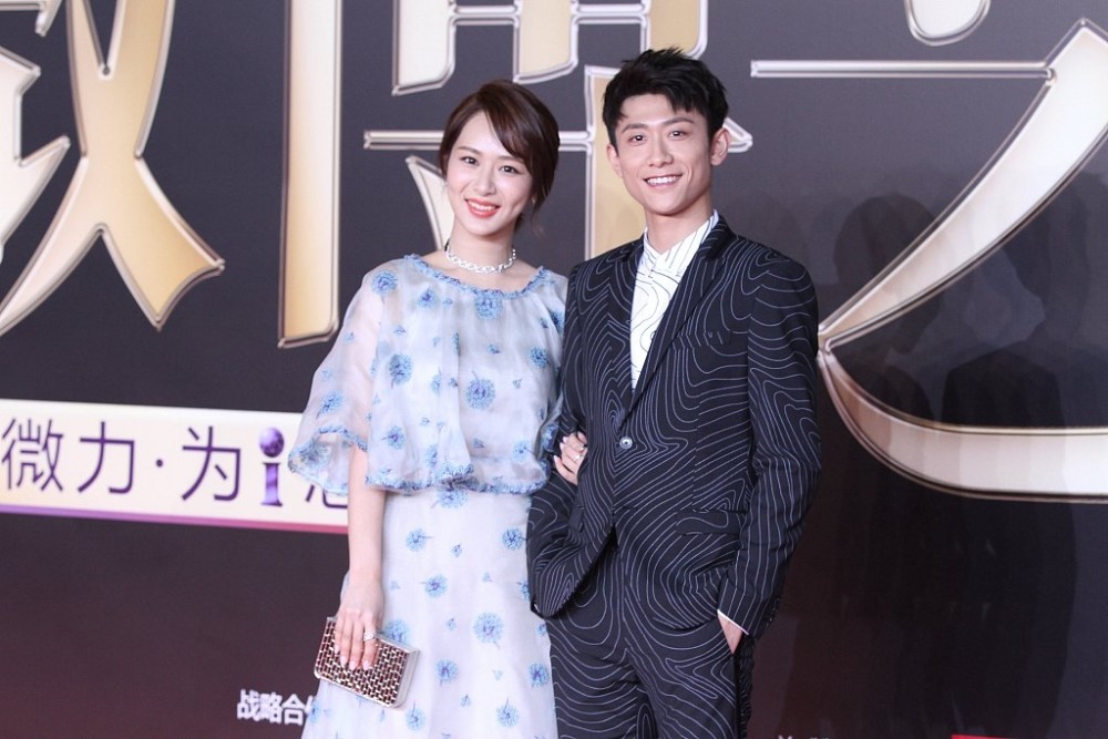 张一山发文喊话杨紫:"全世界都背叛了你,我还在你的身后.