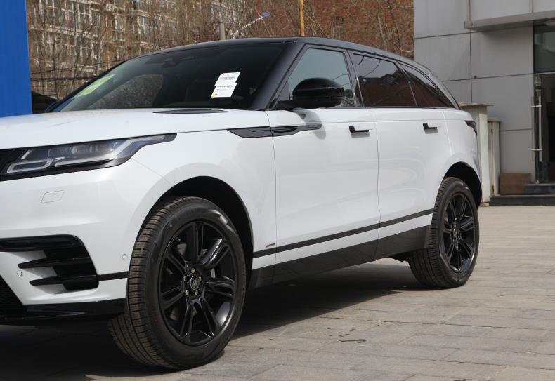 路虎中型suv,配进口三大件,80万内颜值没对手,为什么卖不动?