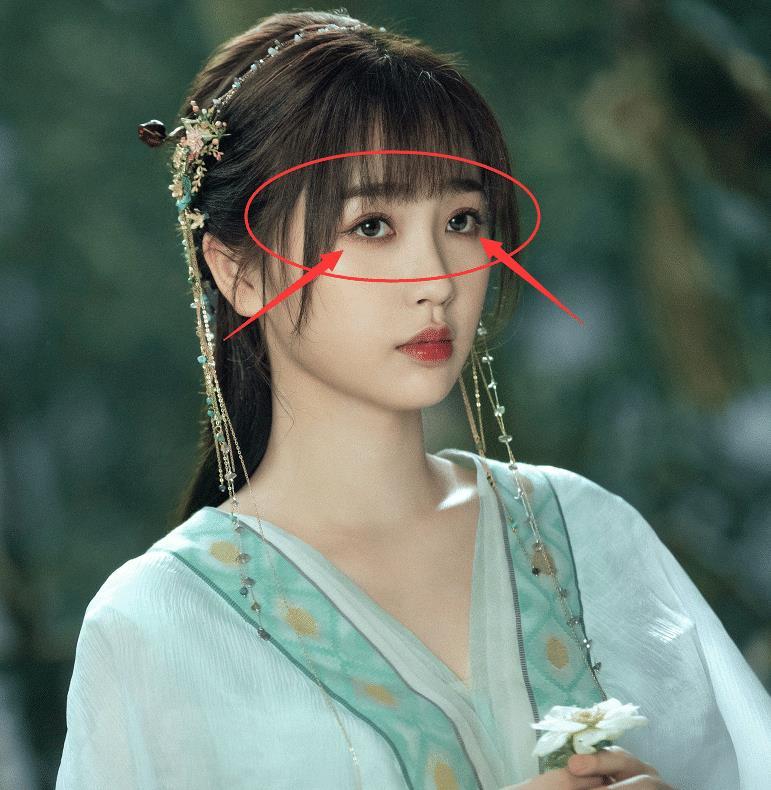苍兰诀首发剧照王鹤棣魔尊造型好俊我却拜倒在虞书欣古装
