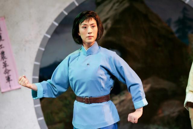 再演《杜鹃山》"大女主"柯湘,史依弘更加从容