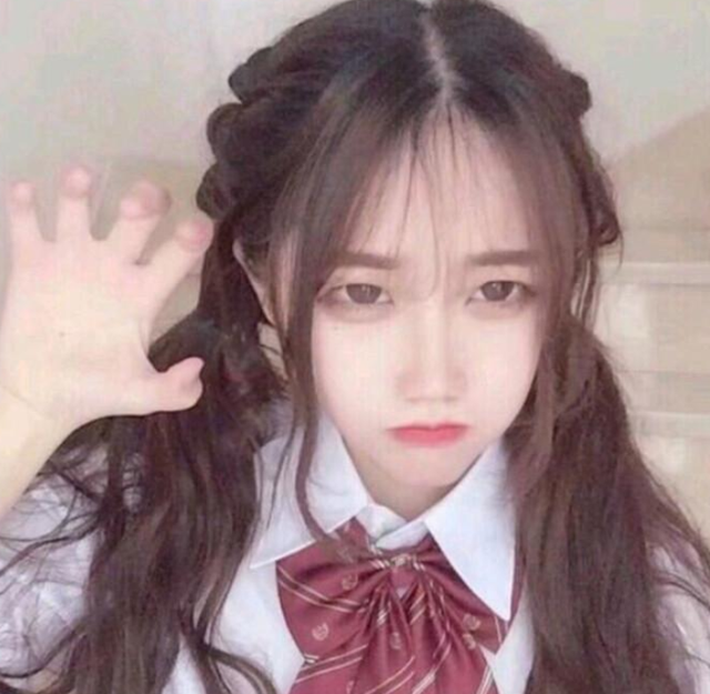 "天生气质高贵"的四大星座女,追求者很多,这一项运动来助攻