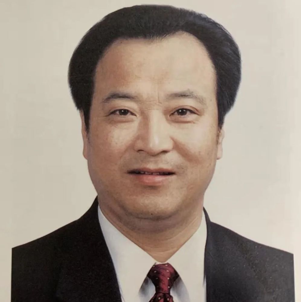 王国金董事长_洛克王国金翼瑟卡特(2)