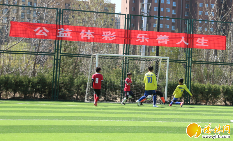 2021青少年足球人口_人口老龄化图片