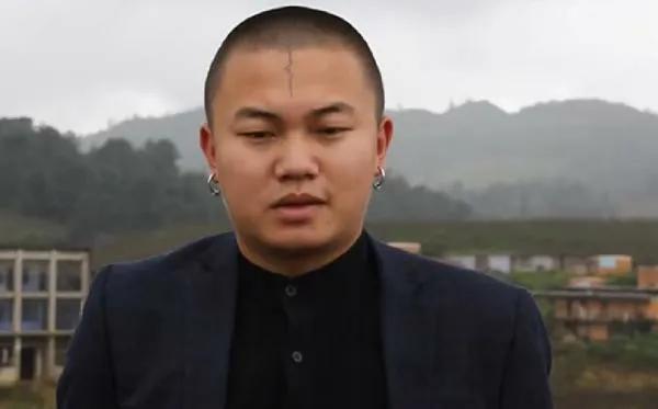 快手首次pk过亿记录创造者:云南达摩 中文 名:陈海涛 别 名:云南达摩