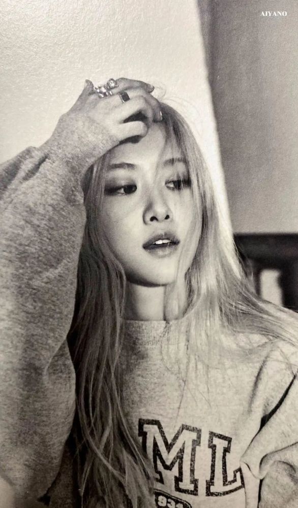 ros朴彩英专辑r明信片拍立得