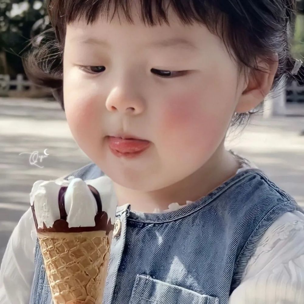 头像萌娃头像胖嘟嘟脸可爱极了