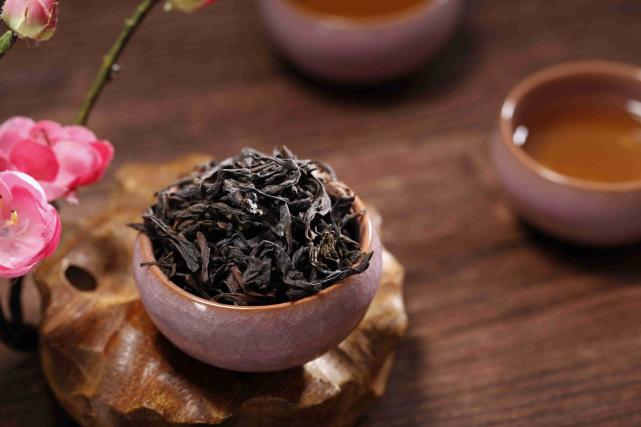 甜醇回甘百色红茶